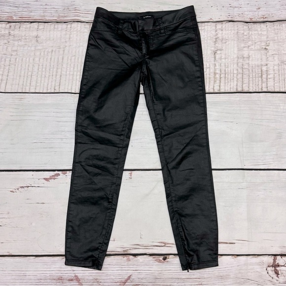 BEBE Black stretchy women’s skinny pants size 25 - Picture 1 of 16